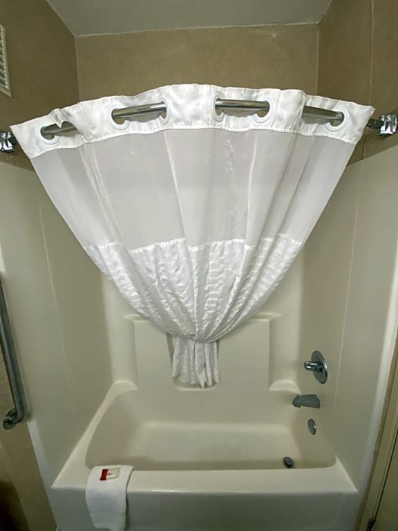 Фото Baymont by Wyndham Casper East