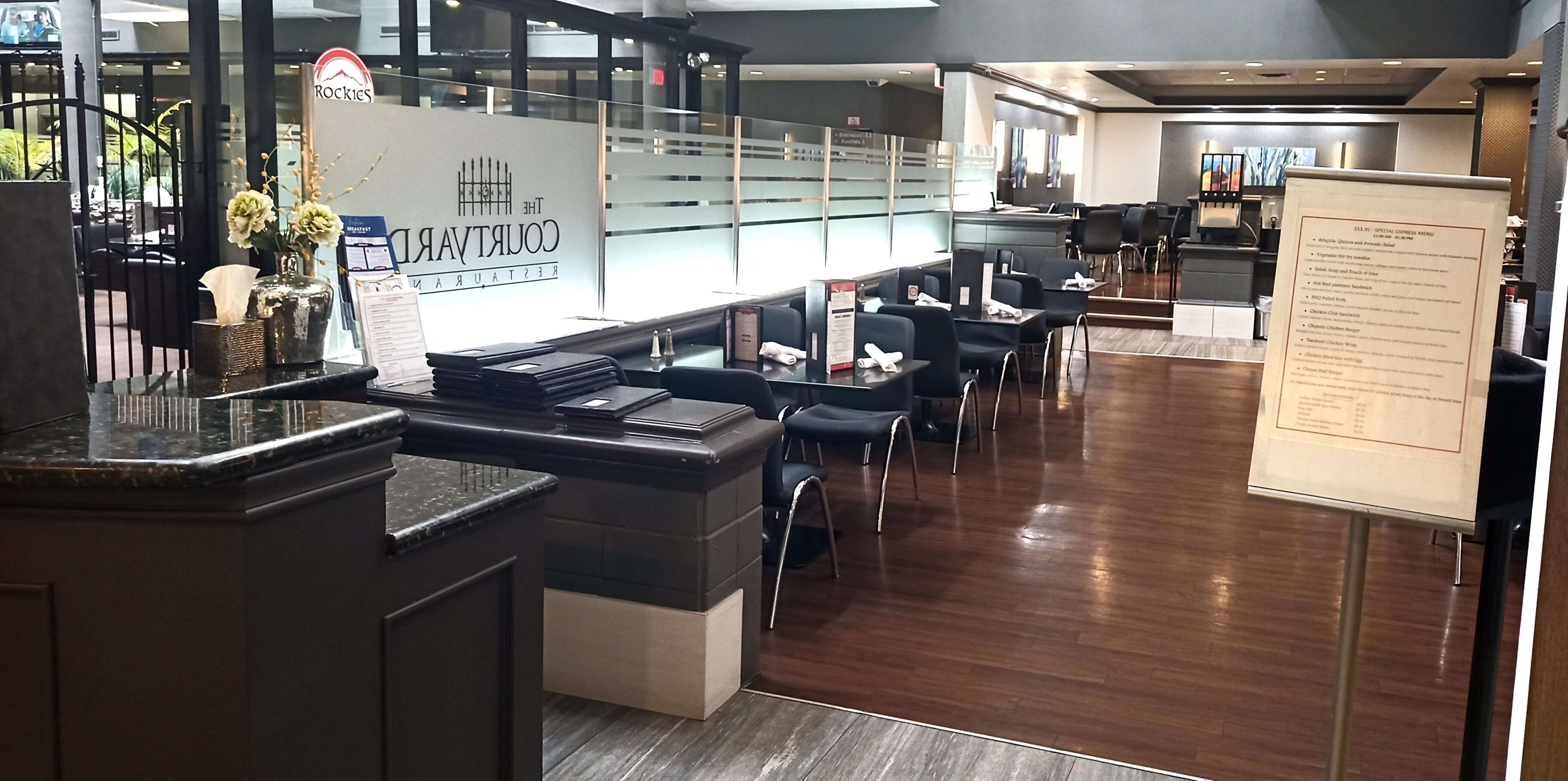 Фото Best Western Plus Village Park Inn