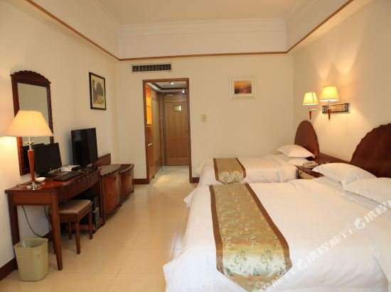 Фото Hainan Yehai Hotel