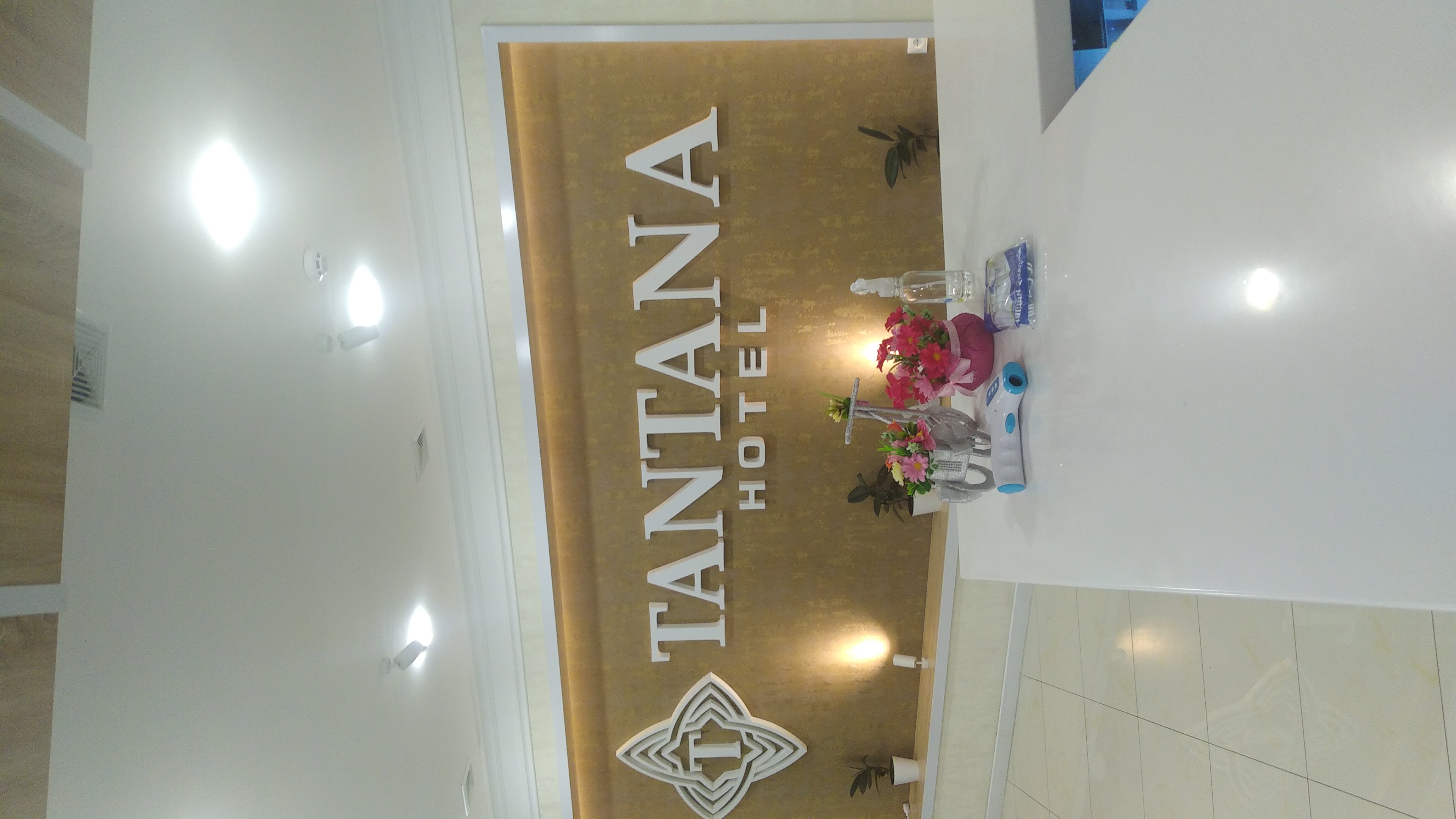 Фото Tantana Hotel