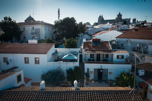 Гостиница Vitoria House в Эворе