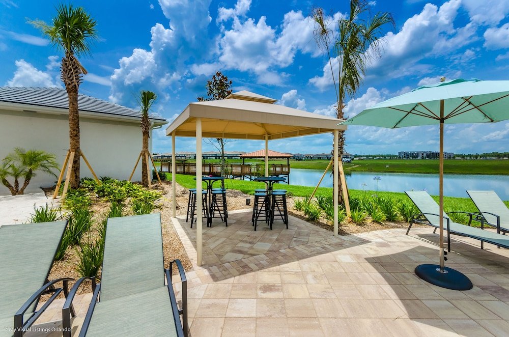 Фото Beautiful, Modern Home W/private Pool! Near Wdw