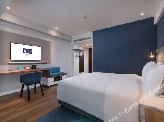 Фото Holiday Inn Express Ningbo City Center