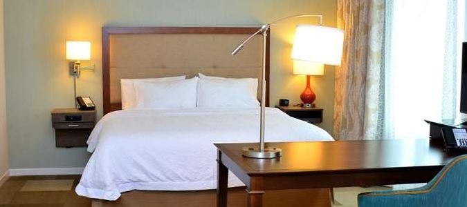 Фото Hampton Inn & Suites Deland