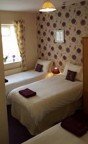 Фото Tobermory Hotel