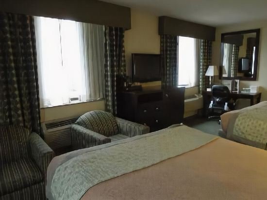 Фото Hillcrest Hotel Near Jfk Air Train