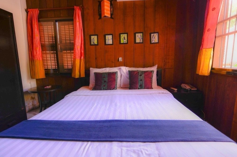 Фото Hotel The Angkor Crescent