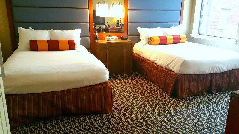 Фото Kimpton Hotel Monaco Baltimore Inner Harbor, an Ihg Hotel