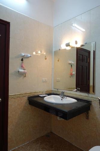 Фото Maxims Hotel Hai Phong