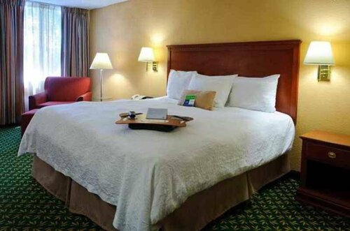 Гостиница Hampton Inn Kinston