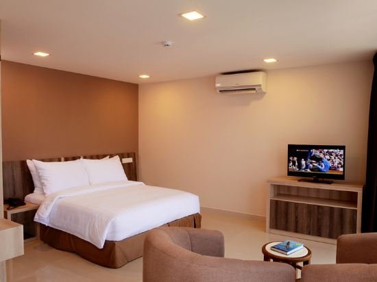 Фото Champa Central Hotel