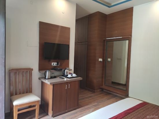 Фото Hotel Grand Tapovan