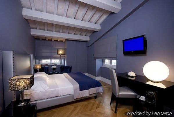 Фото Moses Fountain