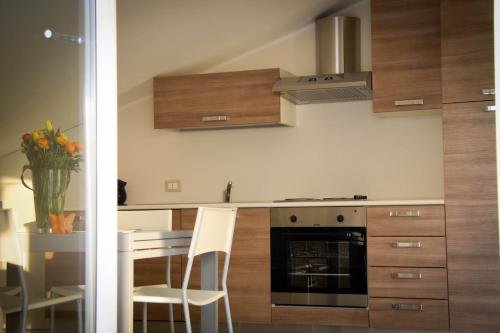 Фото Mariposa Apartments