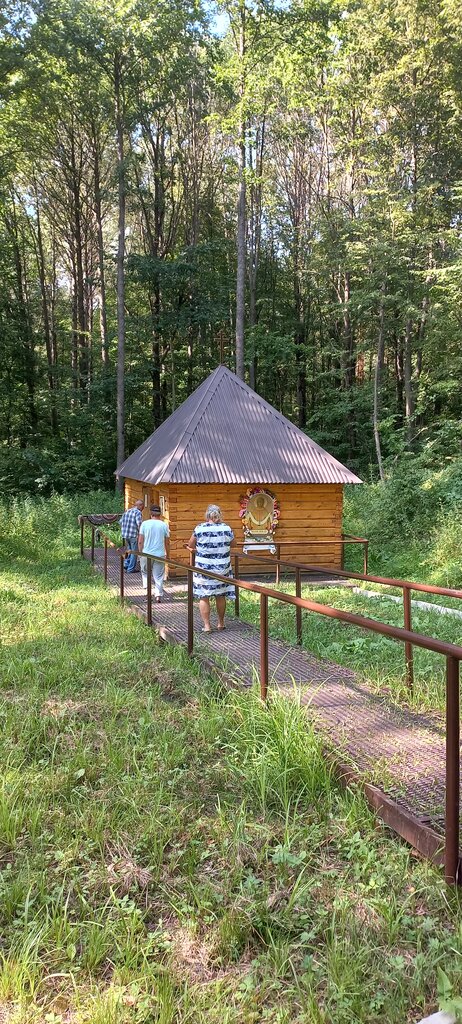 Orthodox church Chasovnya Uspeniya Presvyatoy Bogoroditsy V Krasnom, Kaluga Oblast, photo