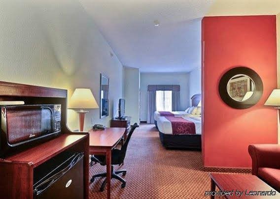 Фото Comfort Suites near Indianapolis Airport