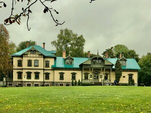 Loshytsa Manor museum (Chyzhewskih Drive, 10) ، متحف