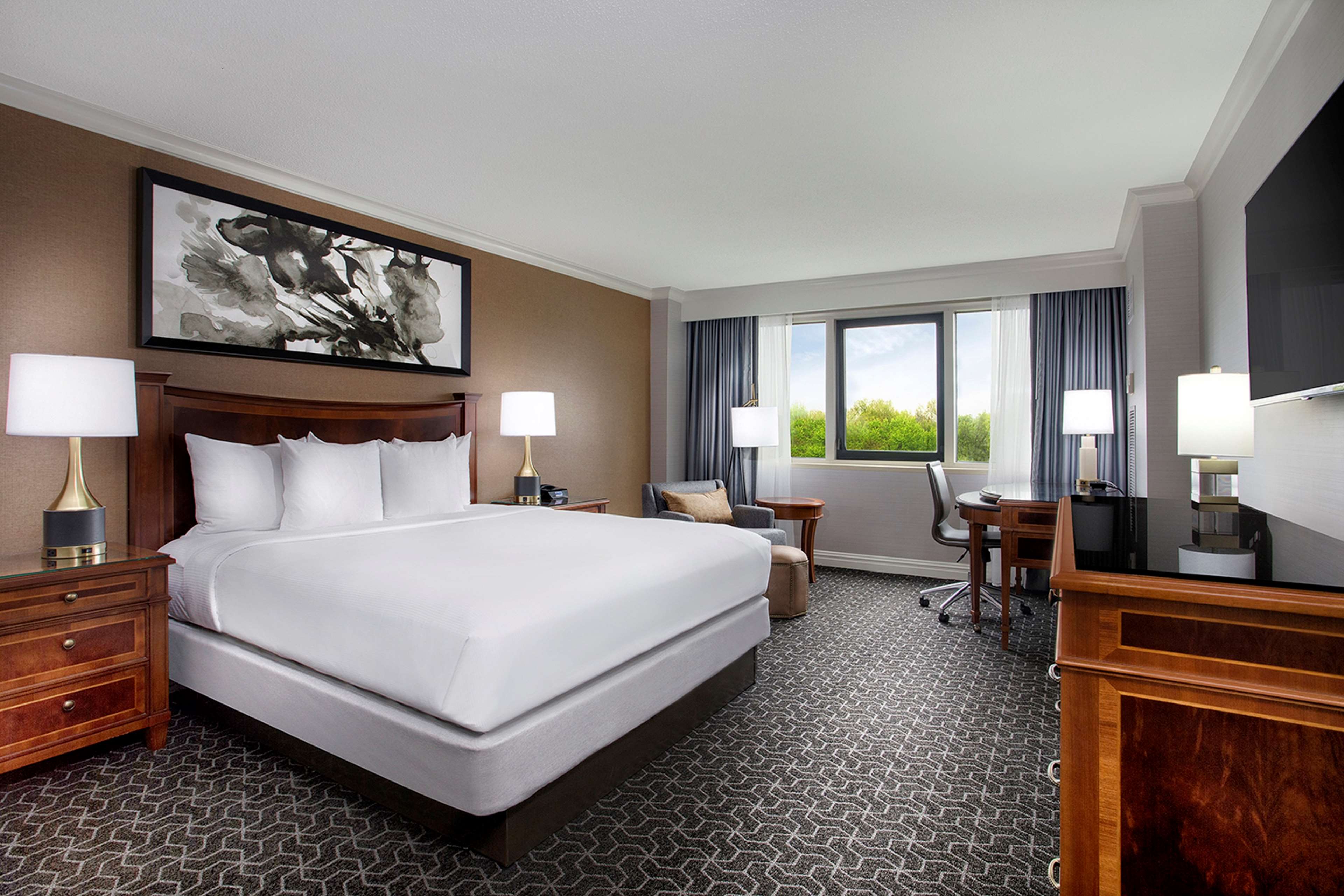 Фото Hilton Short Hills