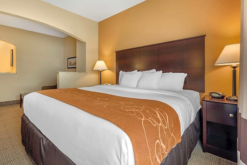 Фото Comfort Suites near Route 66