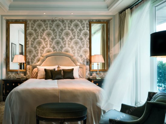 Фото Palazzo Parigi Hotel & Grand SPA