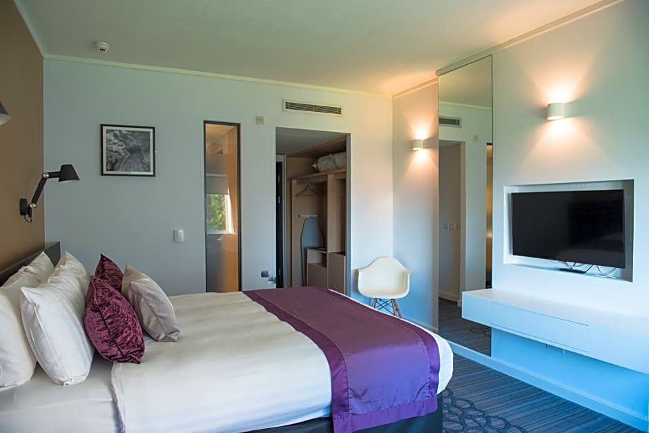 Фото Golden Jubilee Hotel