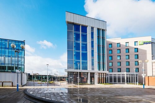 Внешний вид отеля Holiday Inn Express Stockport, an Ihg Hotel в Стокпорте, фото 4