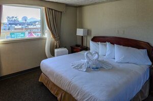 Гостиница Sternwheeler Hotel and Conference Centre
