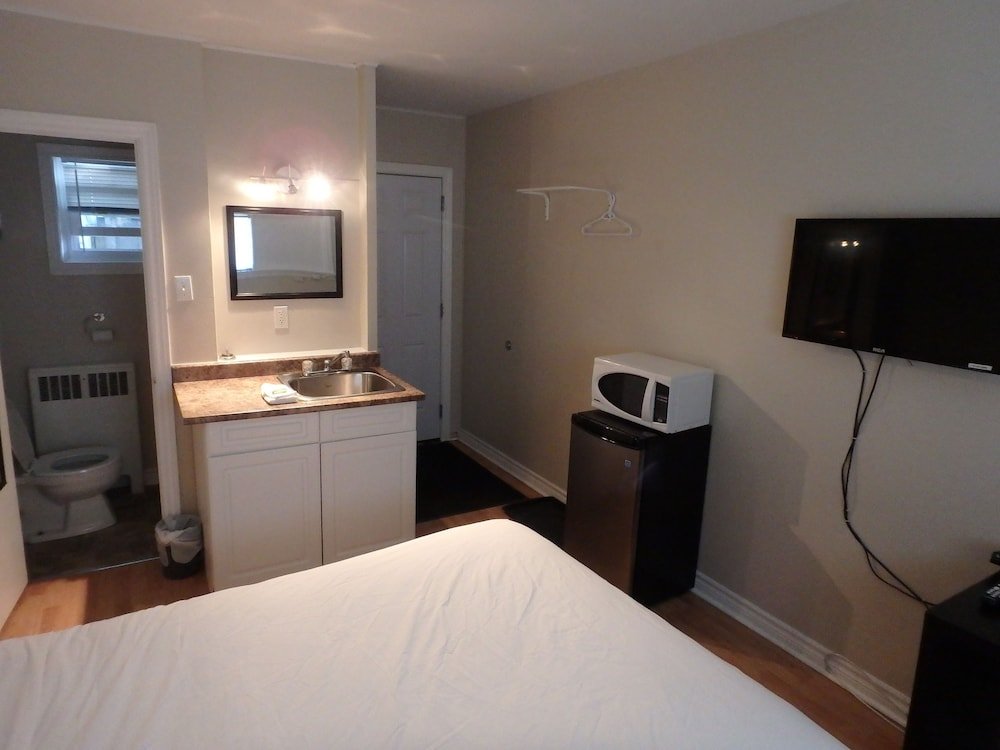 Фото Wheel Inn Motel