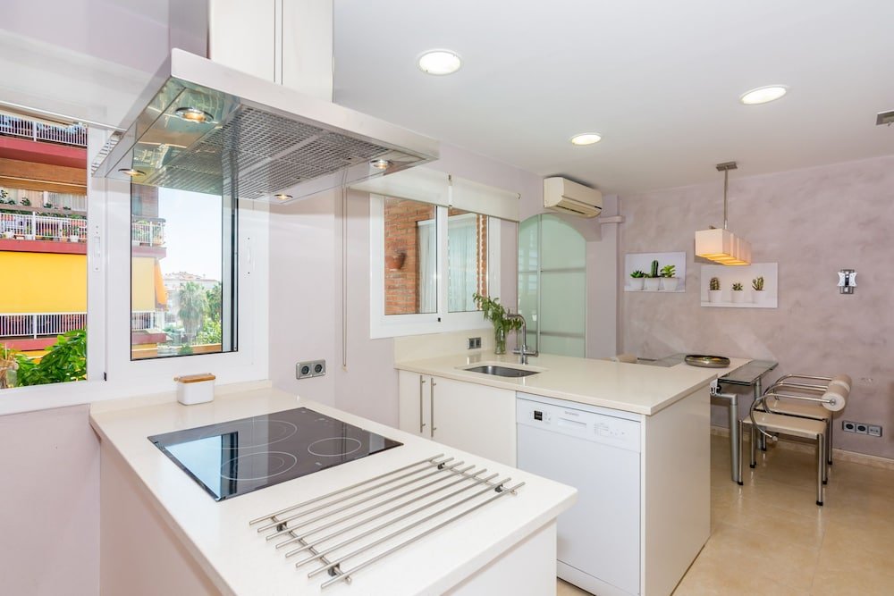 Фото HomeHolidaysRentals Apartamento Amaral - Costa Barcelona