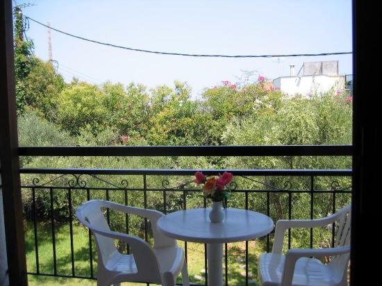 Фото Doras Zante Studios & Apartments