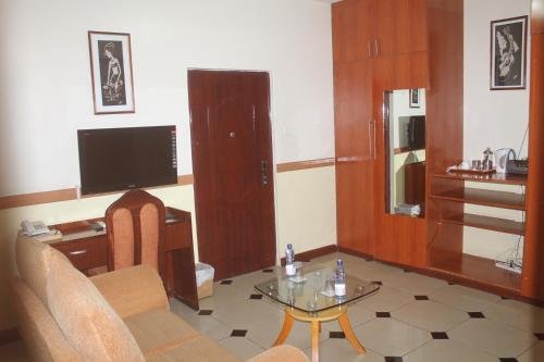 Фото Le Savanna Country Lodge And Hotel