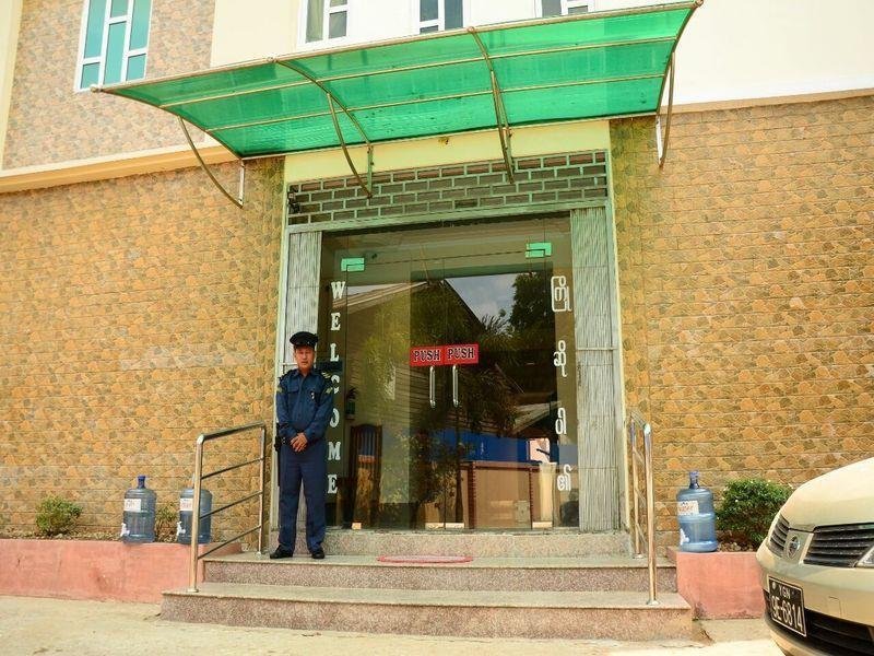 Фото отеля 3