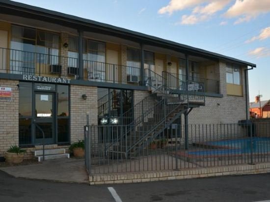 Фото Adrian Motel