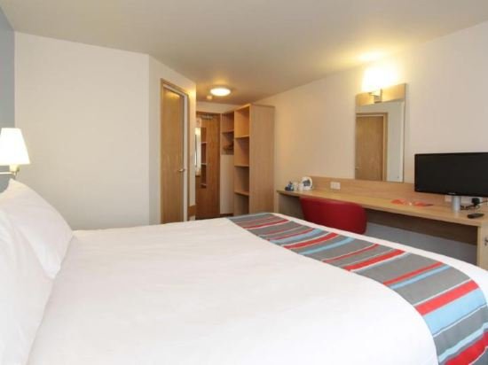 Фото Travelodge Aberdeen Bucksburn