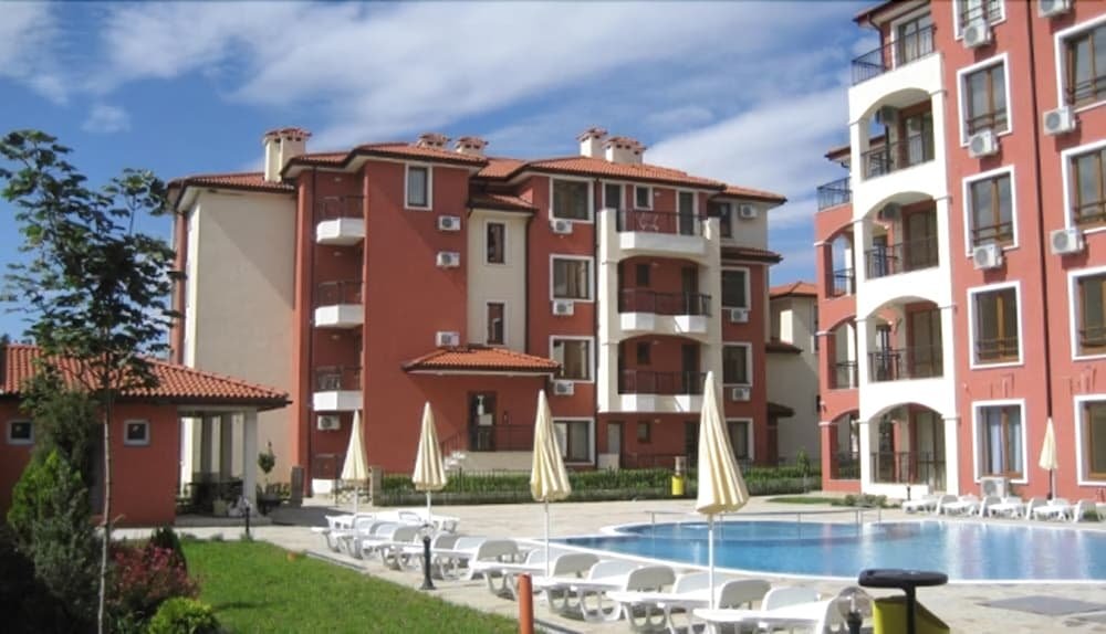 Фото отеля 1