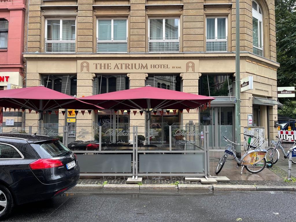 Фото The Atrium Hotel