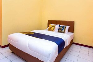 Spot On 2697 Homy House (Central Java, Semarang, Jalan Pekunden Barat II), hotel