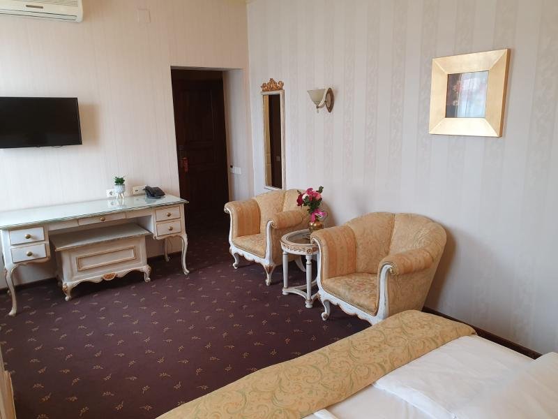 Фото Atrium Boutique Hotel Cluj City Center