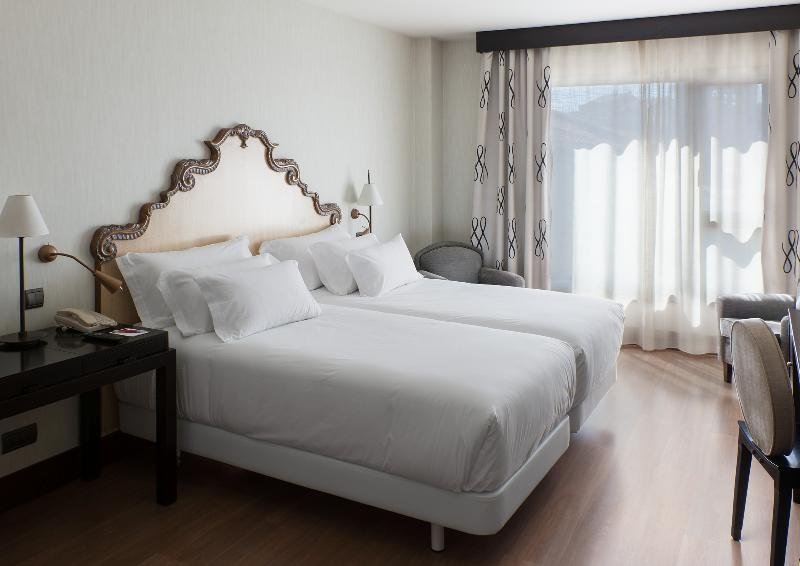 Фото Hotel Palacio Aviles, Affiliated by Meliá