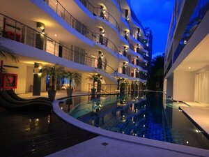 Апартаменты Sunset Plaza Serviced Apartments