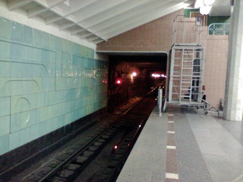 метро Метростроителей (Харьков, Державинская улица), станция метро в Харькове