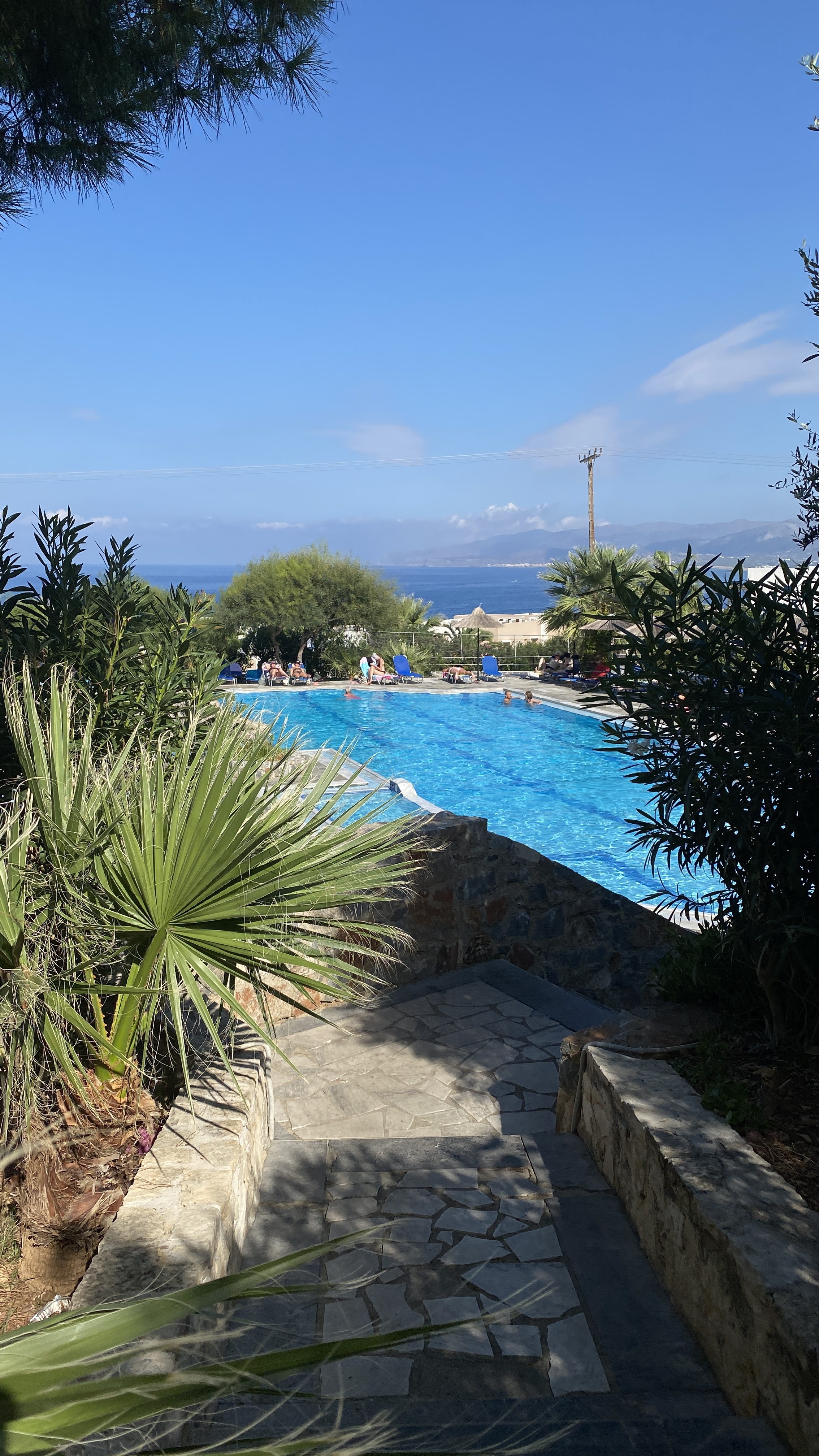 Фото Semiramis Village