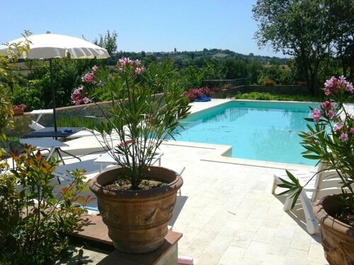Гостиница Beautiful private villa for 7 people with Wifi, private pool, TV and parking, close to Montepulc