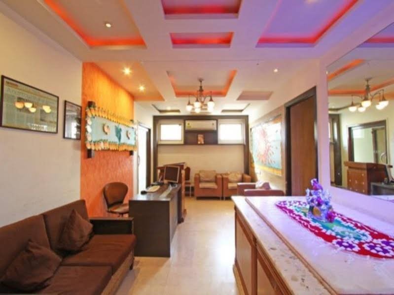 Фото Hotel Shantidoot