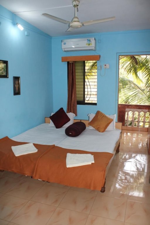 Фото Nisarg Resort