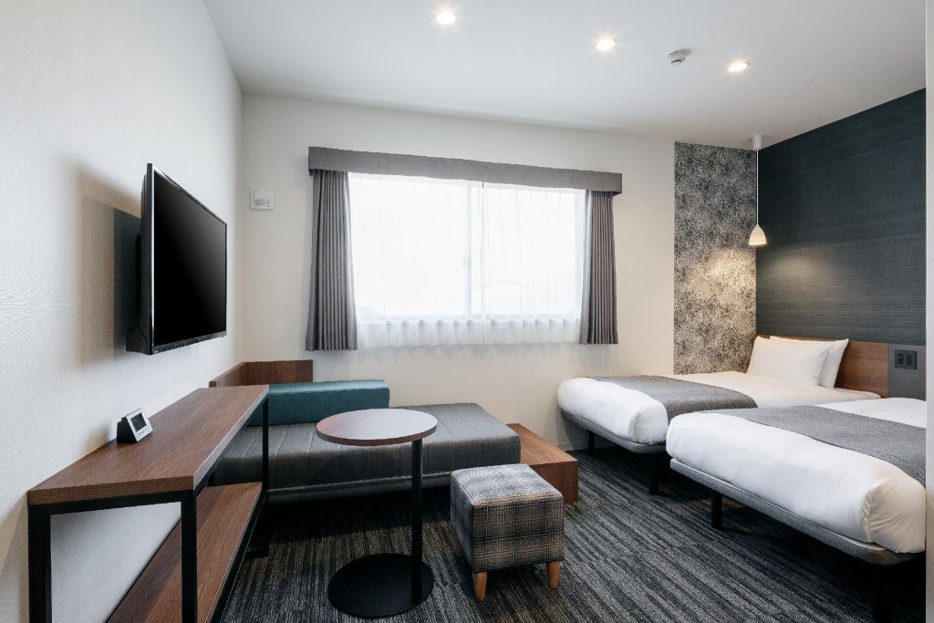 Фото M's Hotel Nijojo Oike