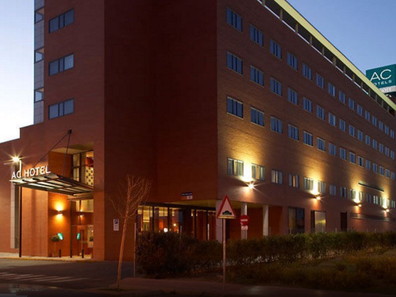 Фото Ac Hotel Alcala de Henares by Marriott
