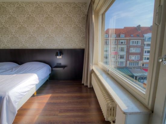 Фото Ambassadeur