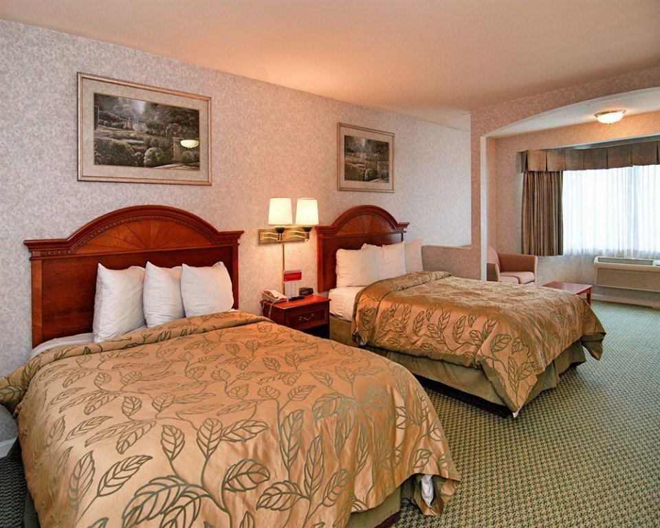 Фото Ramada by Wyndham San Bruno Sfo Airport