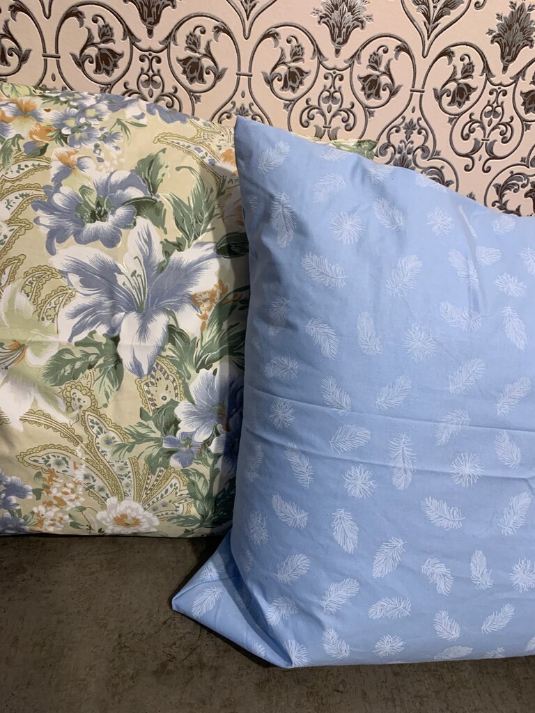 التنظيف الجاف Cleaning and restoration of pillows and blankets ، أورينبورغ، صورة